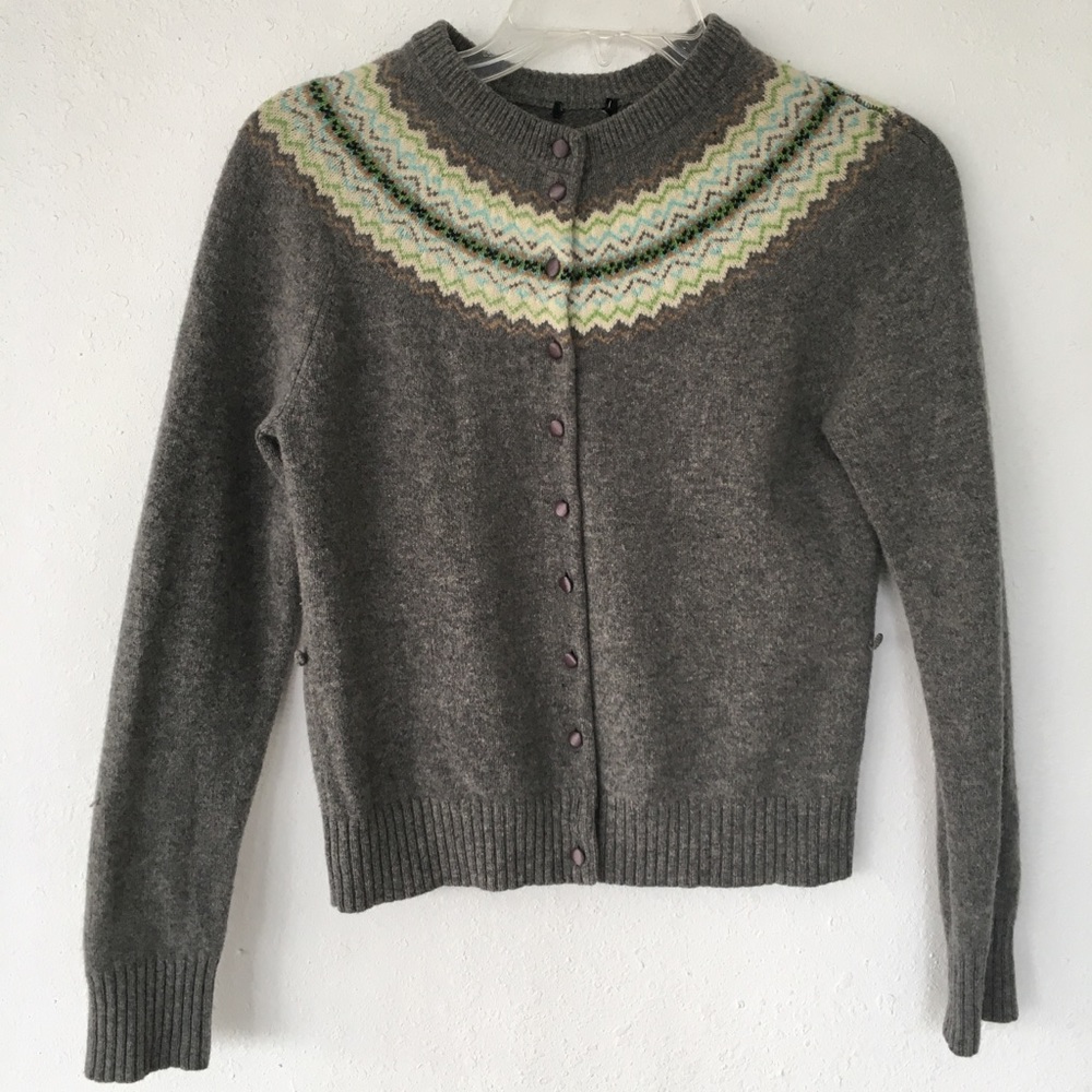 Vintage patterned cardigan sweater size small